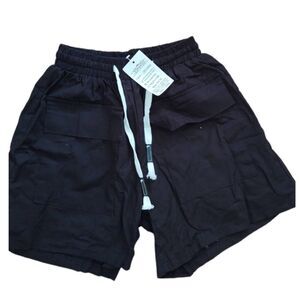 Brand New women shorts. NWT